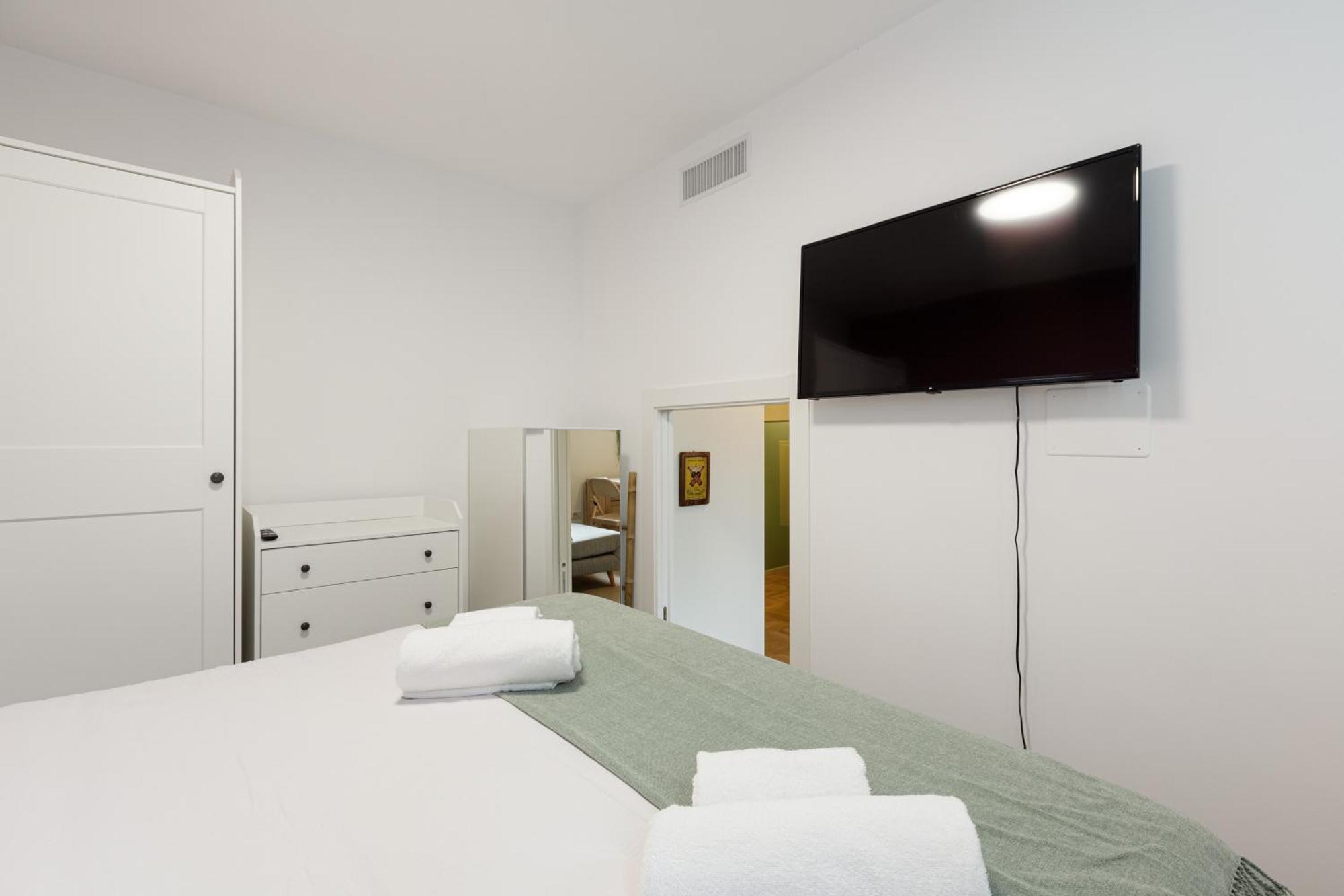 Insubria Park - Pastel Color Apartment! 밀라노 외부 사진